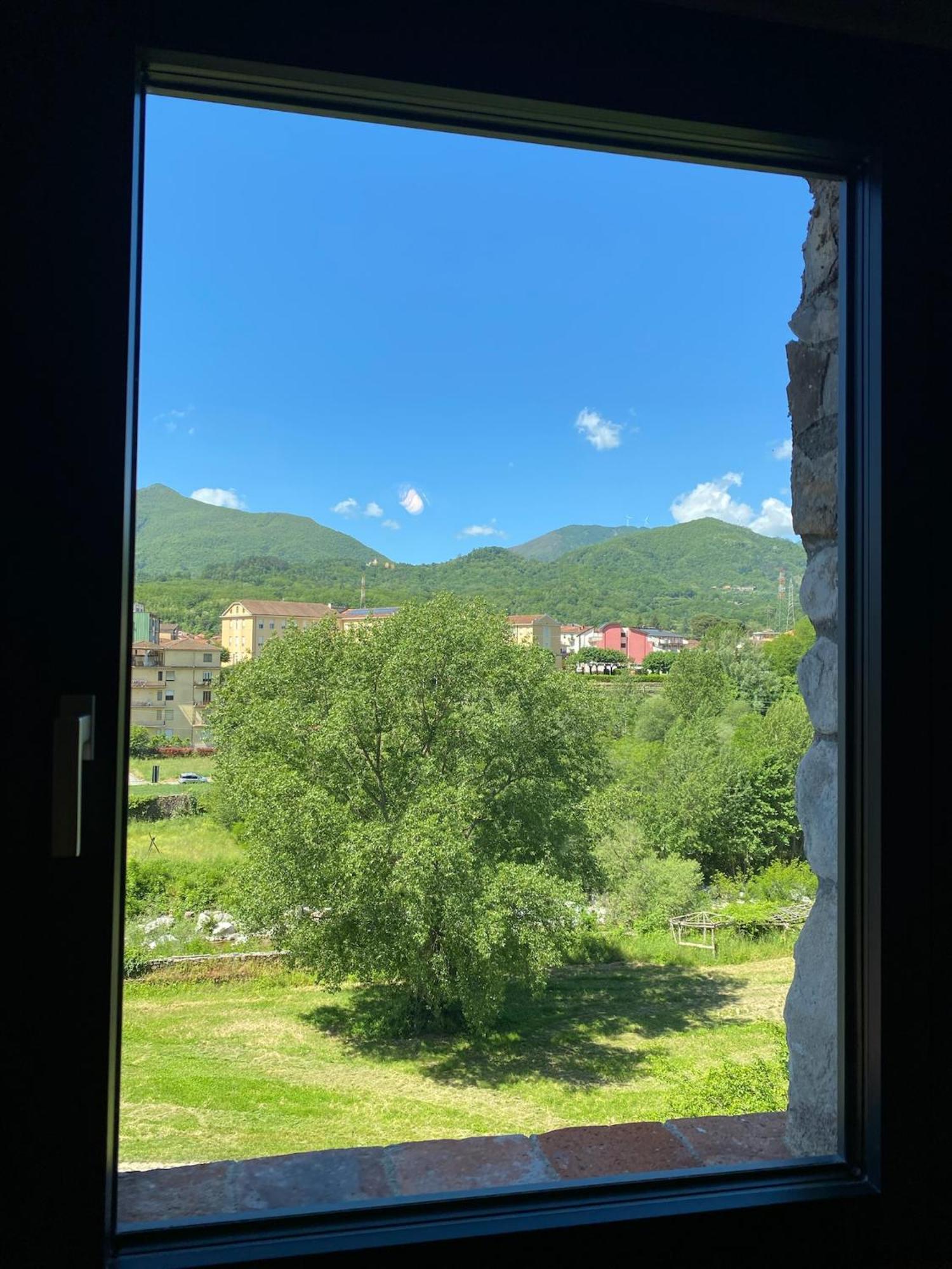 La Casa Medievale Suites E Spa Pontremoli Bagian luar foto