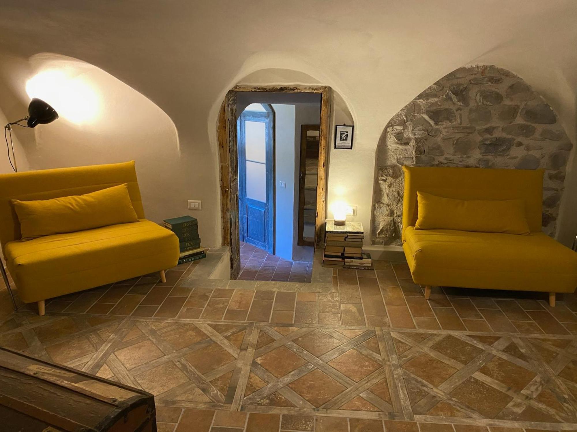 La Casa Medievale Suites E Spa Pontremoli Bagian luar foto