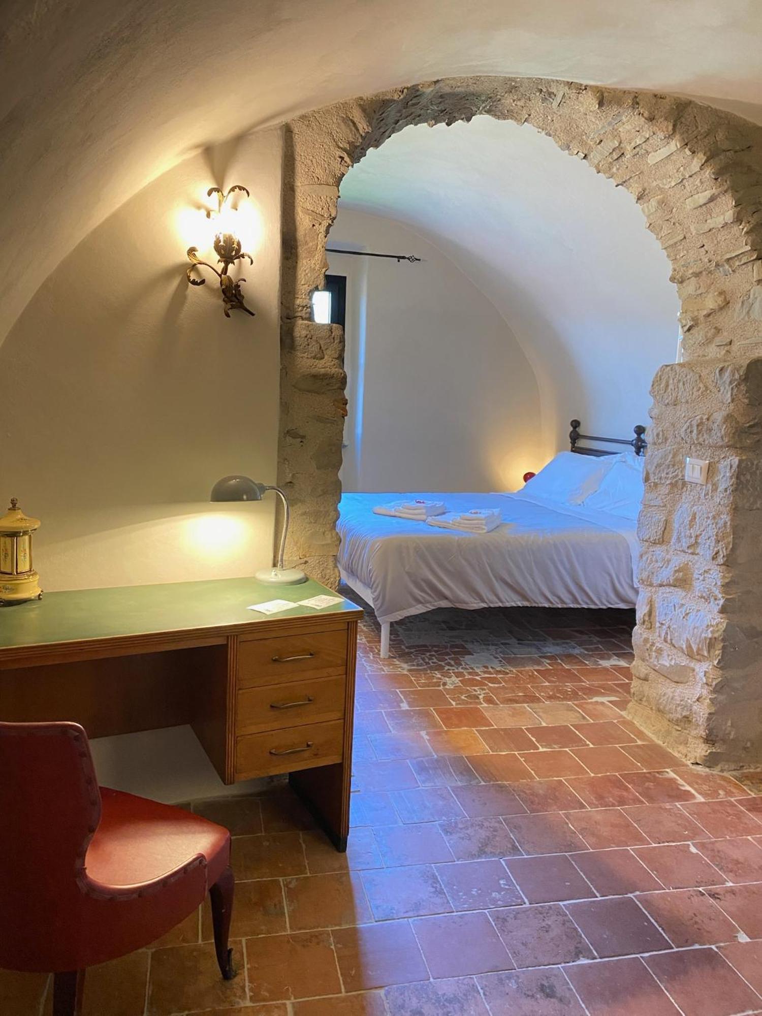 La Casa Medievale Suites E Spa Pontremoli Bagian luar foto