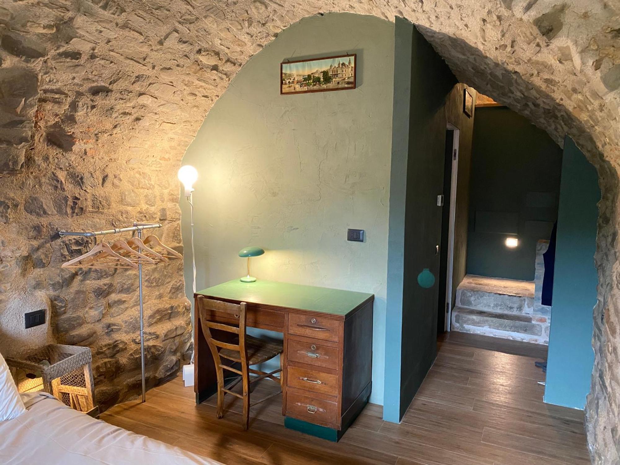La Casa Medievale Suites E Spa Pontremoli Bagian luar foto